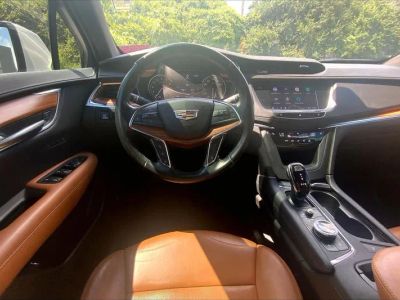 2021 Cadillac XT5 — detail view