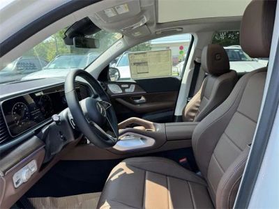 2026 Mercedes-Benz GLE — interior view