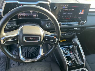 2023 GMC Canyon — photo 14 view