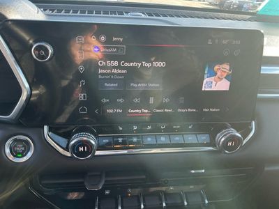 2023 GMC Canyon — photo 11 view