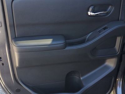 2026 Nissan Frontier - Photo 25