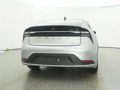 2026 Prius Plug-in Hybrid SE — photo 28 view