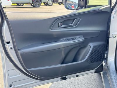 2026 Prius Plug-in Hybrid SE — photo 16 view