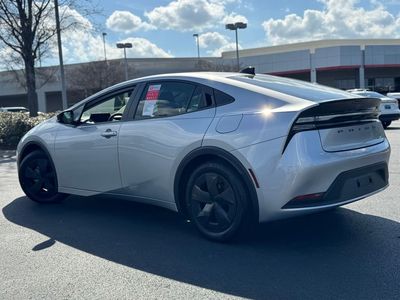2026 Prius Plug-in Hybrid SE — photo 8 view