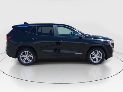 2024 GMC Terrain — photo 8 view