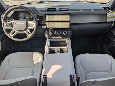2026 Land Rover Defender 110 — photo 15 view