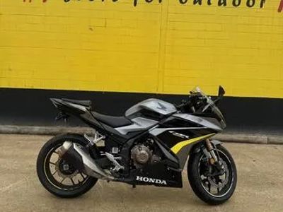2023 Honda® CBR500R — front three-quarter view
