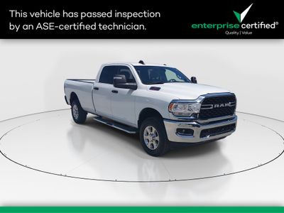 2024 Ram 2500 Big Horn 4x4 Crew Cab 8' Box — front three-quarter view
