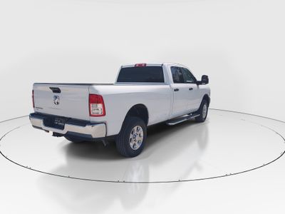 2024 Ram 2500 — photo 7 view