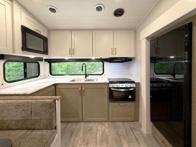 2026 Jayco Eagle SLE - Photo 4