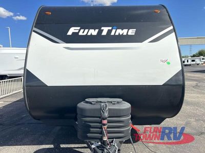 2026 CrossRoads RV Fun Time — rear three-quarter view