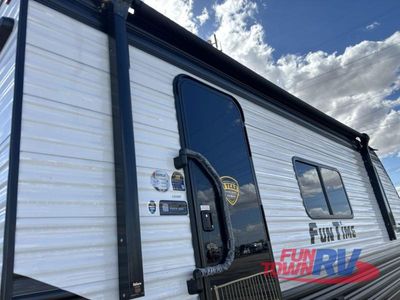 2026 CrossRoads RV Fun Time — photo 8 view