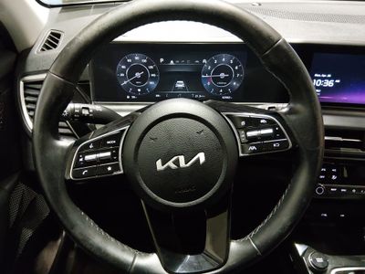 2024 Kia Seltos — photo 12 view