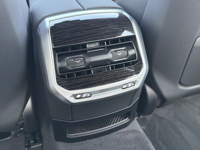 2026 BMW i7 — photo 17 view