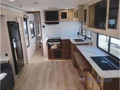 2026 Coachmen RV Apex Ultra-Lite — photo 15 view
