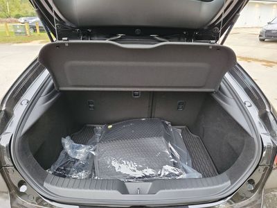 2026 Mazda Mazda3 - Photo 9