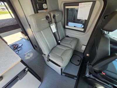 2027 Winnebago REVEL — photo 14 view