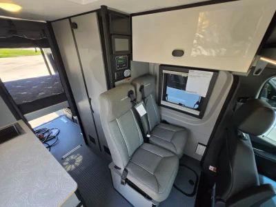2027 Winnebago REVEL — photo 12 view