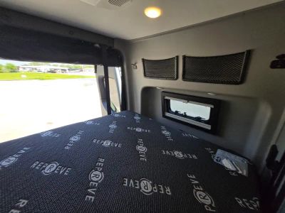 2027 Winnebago REVEL — photo 16 view