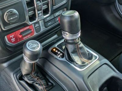 2022 Jeep Gladiator — photo 16 view