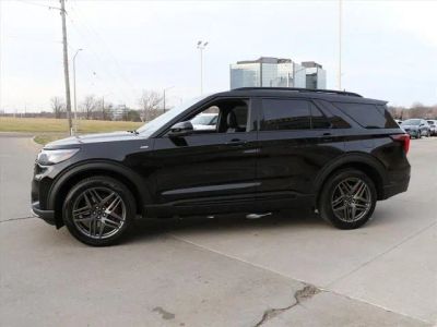 2026 Ford Explorer — side profile view