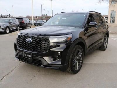 2026 Ford Explorer ST-Line in Black Metallic — front three-quarter view