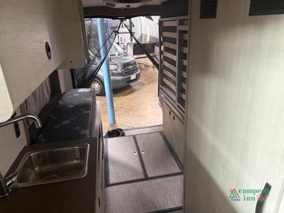 2026 Winnebago Solis — photo 34 view