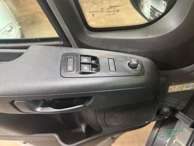 2026 Winnebago Solis — photo 15 view