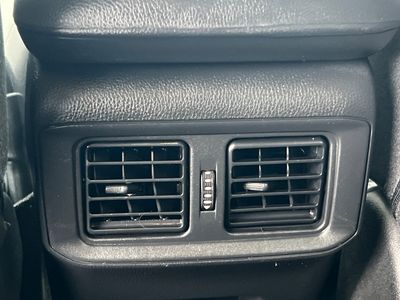 2024 Toyota RAV4 - Photo 14