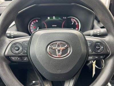 2024 Toyota RAV4 - Photo 24