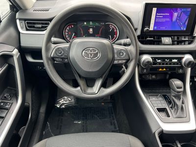 2024 Toyota RAV4 - Photo 15
