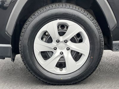 2024 Toyota RAV4 - Photo 27
