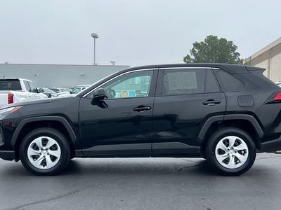 2024 Toyota RAV4 - Photo 9