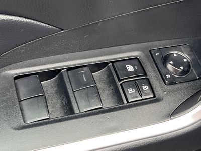 2024 Toyota RAV4 - Photo 13