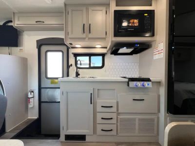 2027 Entegra ODYSSEY SE — photo 7 view