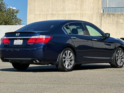 2015 Honda Accord — side profile view