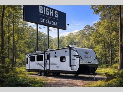 2026 Jayco Jay Flight SLX — front three-quarter view