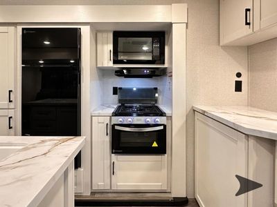 2026 Jayco Jay Flight SLX — photo 28 view
