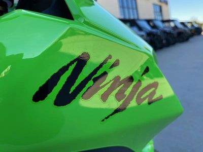 2025 Kawasaki Ninja ZX-10R KRT Edition - Photo 14