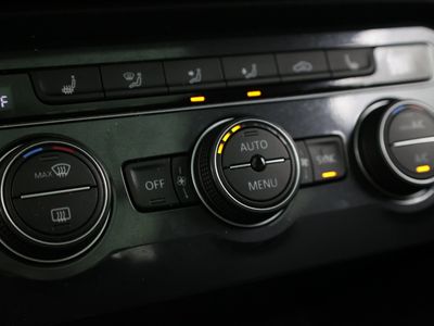 2020 Volkswagen Tiguan - Photo 24