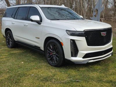 2024 Cadillac Escalade — detail view