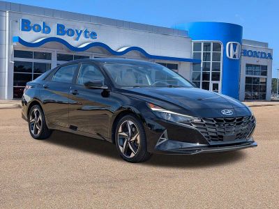 2023 Hyundai Elantra - Photo 4