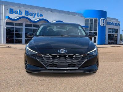 2023 Hyundai Elantra - Photo 5