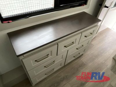 2024 Brinkley Model G — photo 49 view