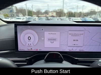 2025 Genesis GV80 2.5T Standard — photo 19 view