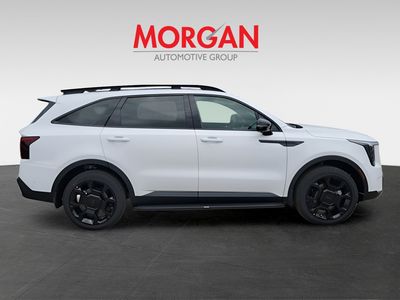 2025 Kia Sorento — photo 8 view