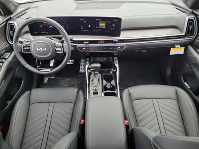 2025 Kia Sorento — photo 15 view