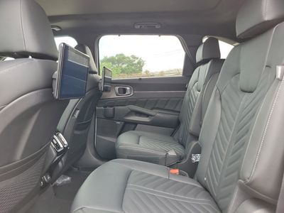 2025 Kia Sorento — photo 13 view