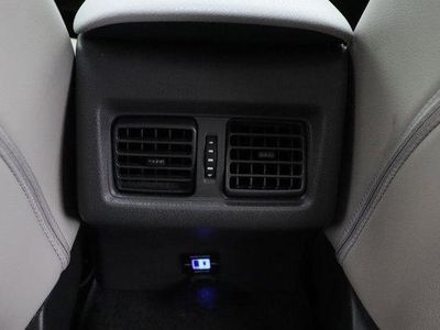 2024 Toyota Camry FWD - Photo 30