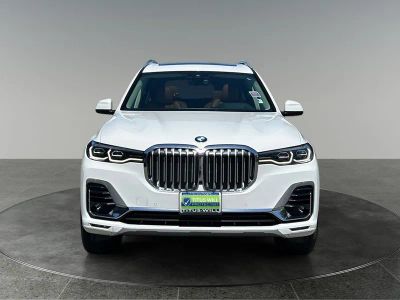 2019 BMW X7 — side profile view